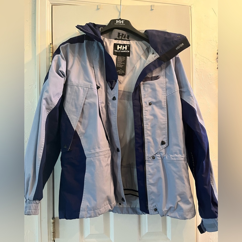Helly Hansen Outer shell women’s size medium